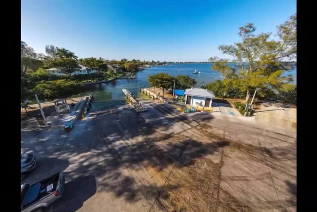 Paradise By The River-Hottub/Pool-Near Beaches Bradenton Extérieur photo